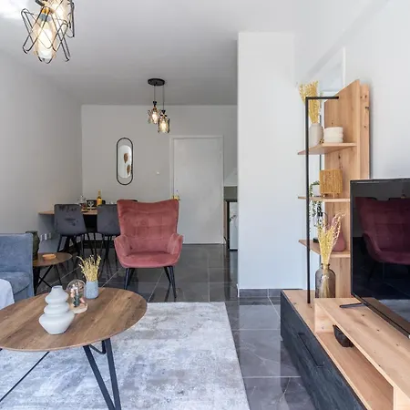 Apartment Powder's 1-bedroom Retreat In Mackenzy, Larnaca