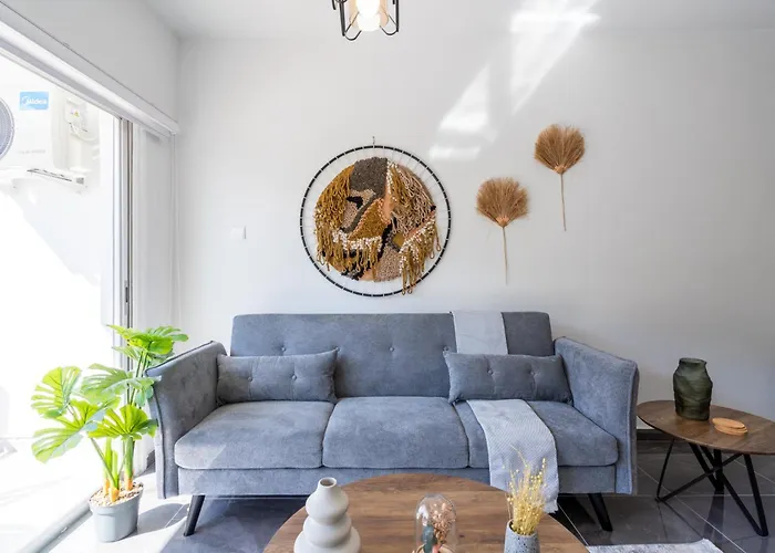 Powder's 1-bedroom Retreat In Mackenzy,