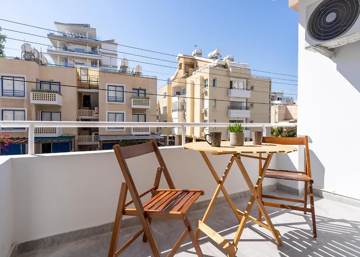 Apartment Powder's 1-bedroom Retreat In Mackenzy, *