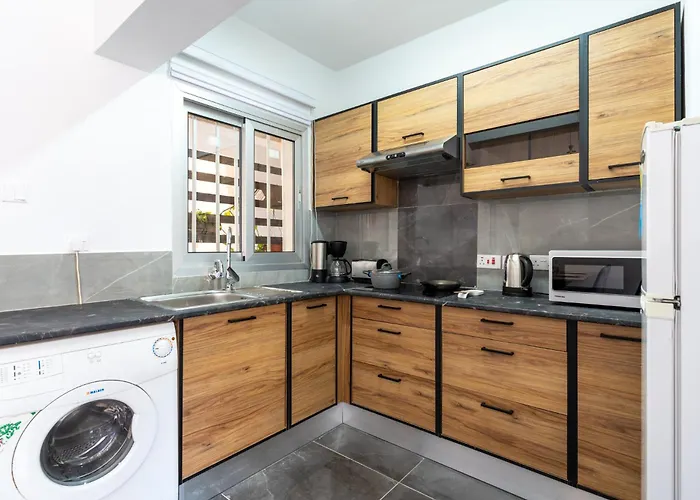 Apartamento Powder's 1-bedroom Retreat In Mackenzy, Larnaca